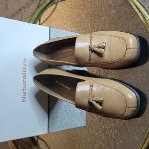 NATURALIZER CAMELOT LEATHER SHOES